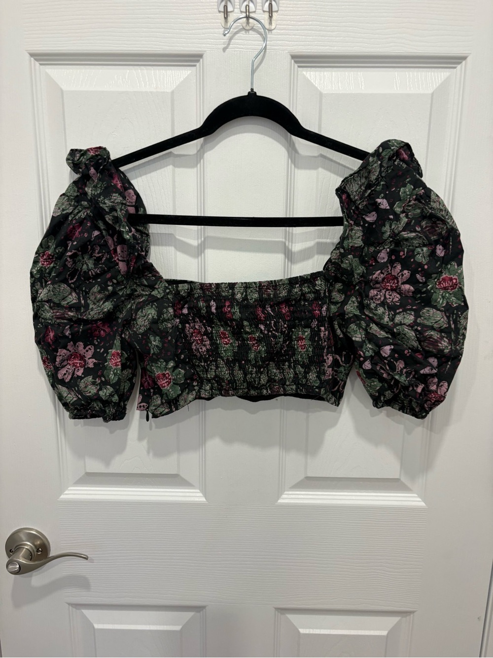 Zara Black Floral Puff-Sleeve Crop Top with Pink & Green Accents #1029 - Picture 2 of 9